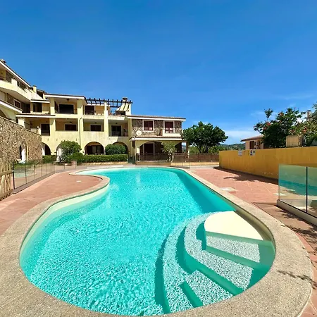 Vakantiehuis Il Borgo Del Sole Villasimius