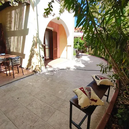 Vakantiehuis Il Borgo Del Sole Villasimius